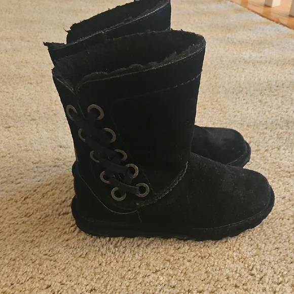 BearPaw Black Winter Boots - Picture 1 of 4